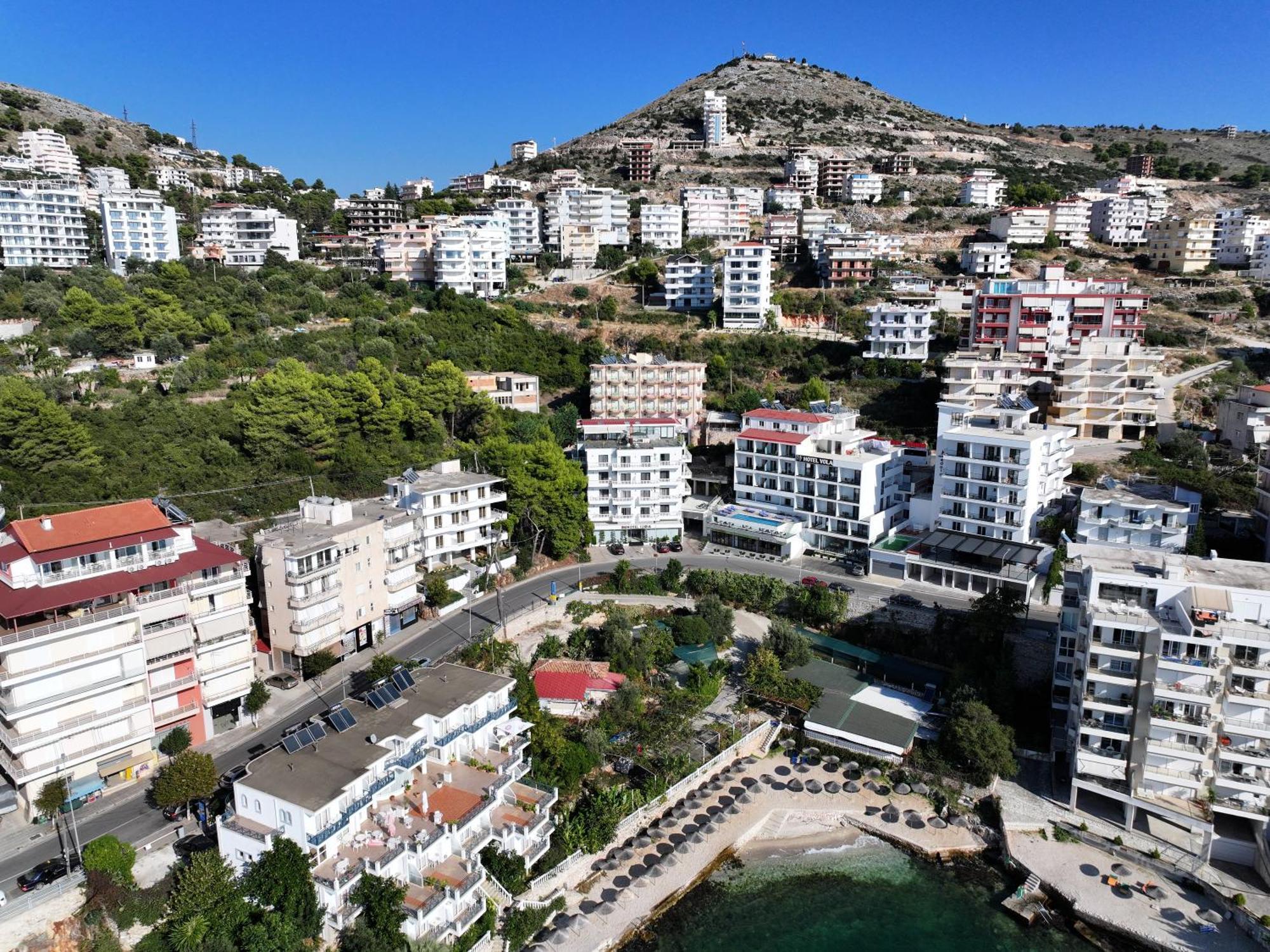 Unico Aparthotel Sarandë Exterior foto