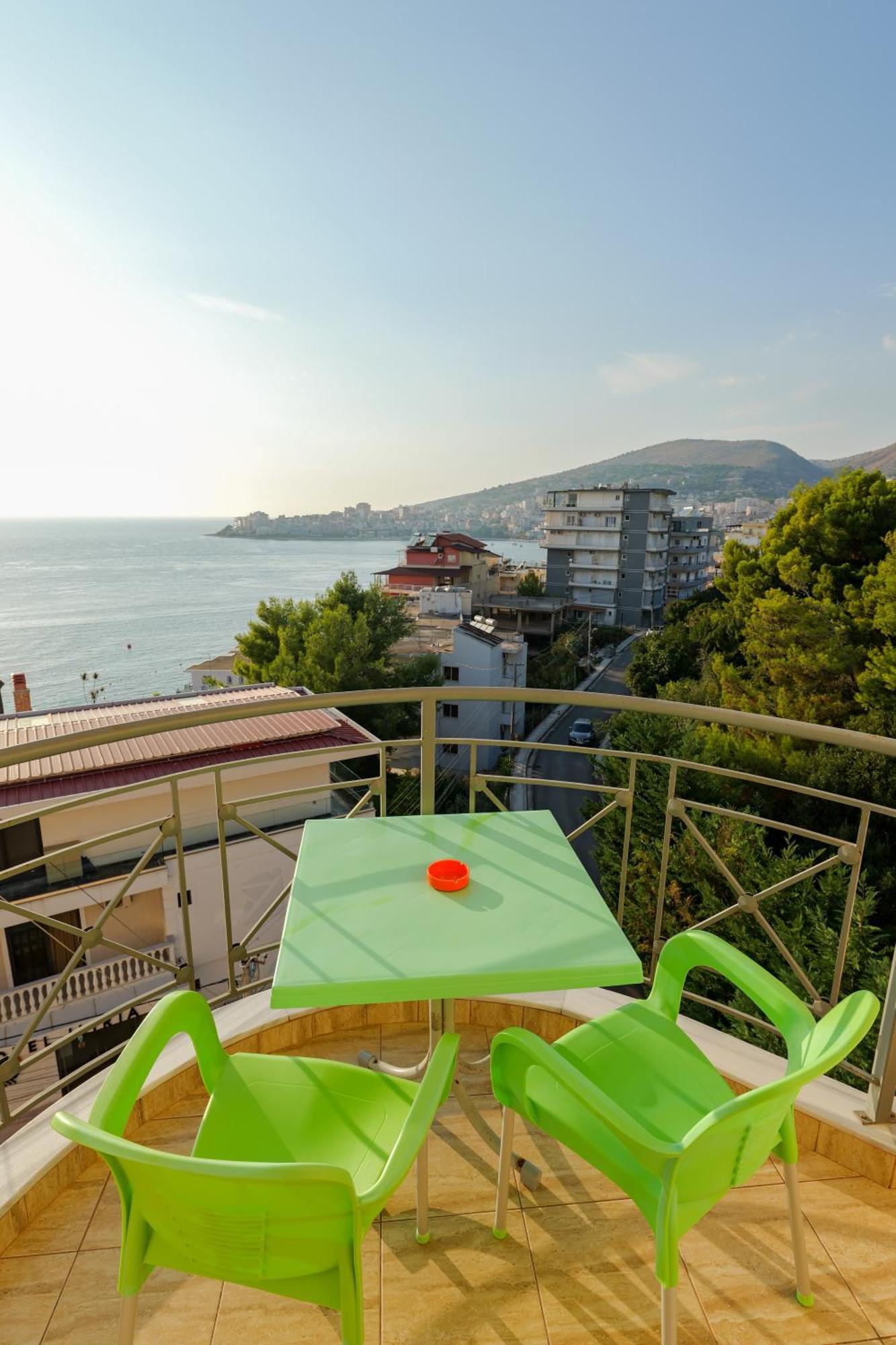 Unico Aparthotel Sarandë Exterior foto