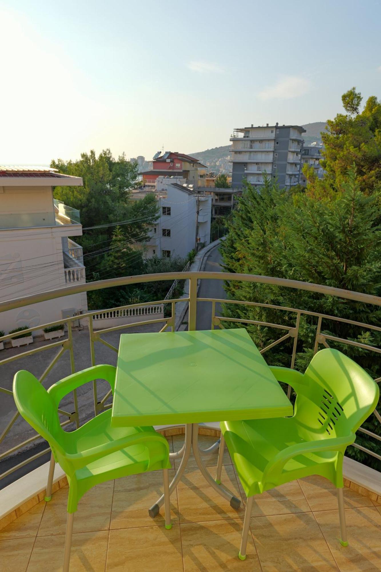 Unico Aparthotel Sarandë Exterior foto