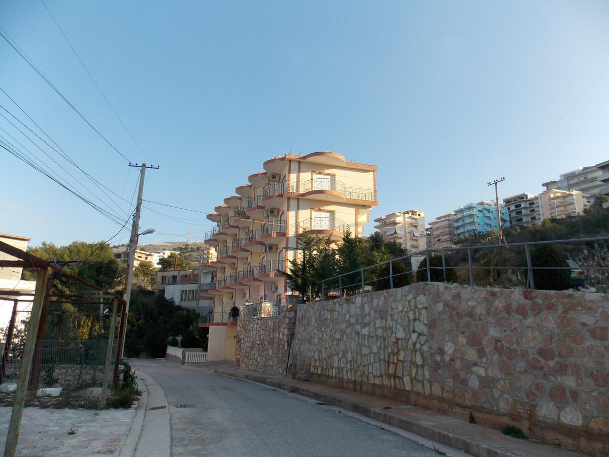 Unico Aparthotel Sarandë Exterior foto